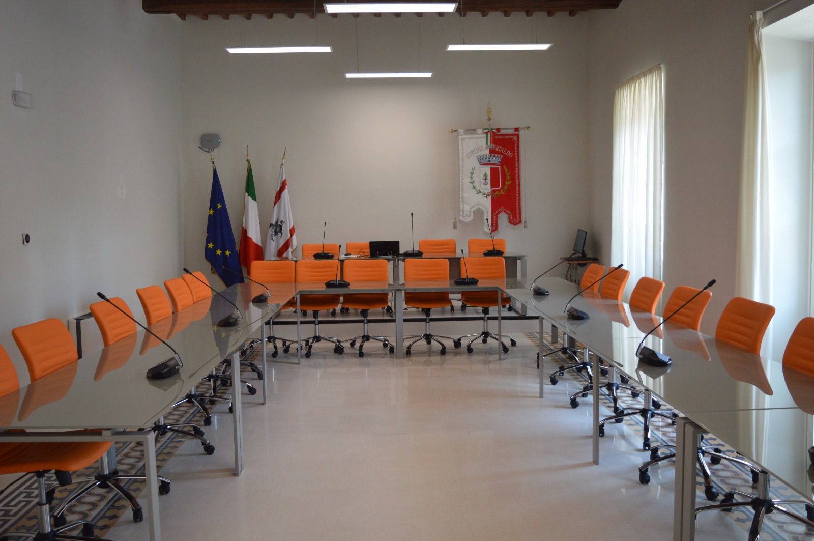 Inaugurata la sala consiliare di Certaldo in ricordo di Denise Latini