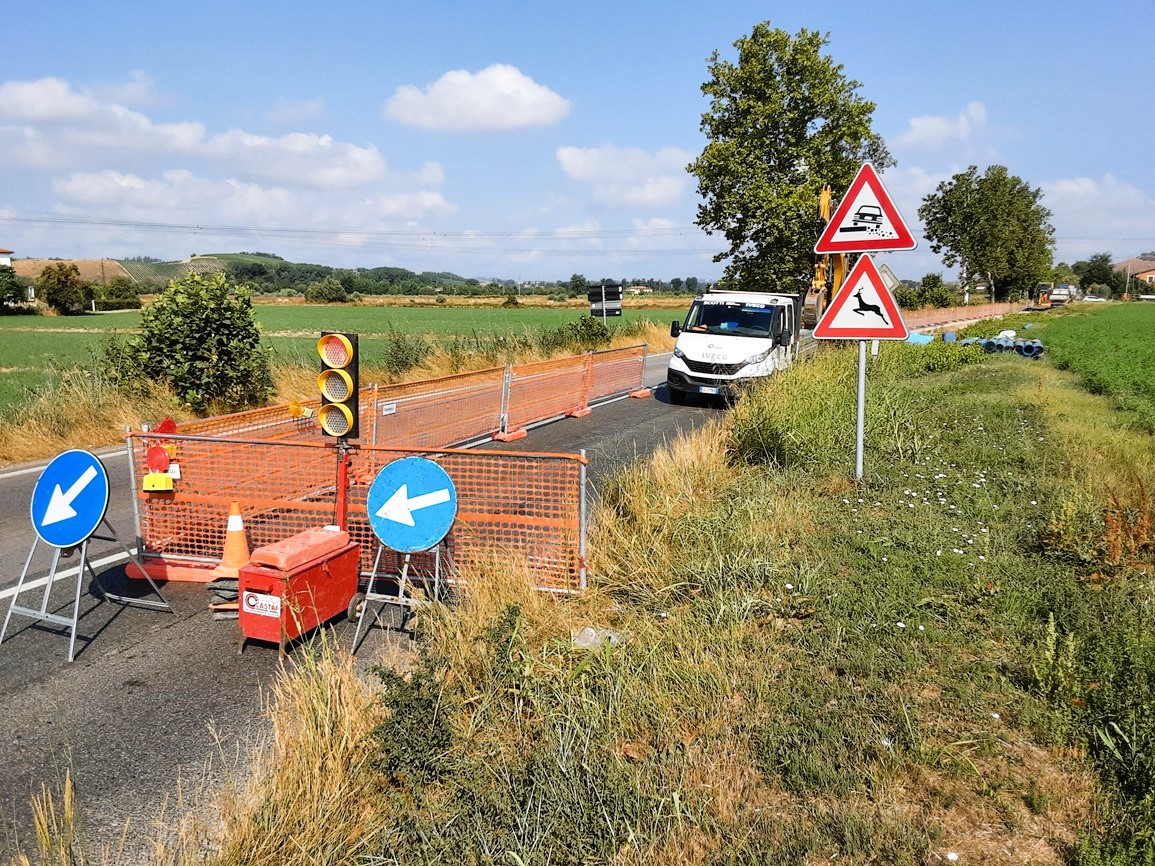 Al via l'intervento sull'acquedotto in via Romana. Verso la fine i lavori per l'interconnessione delle reti a Petrazzi