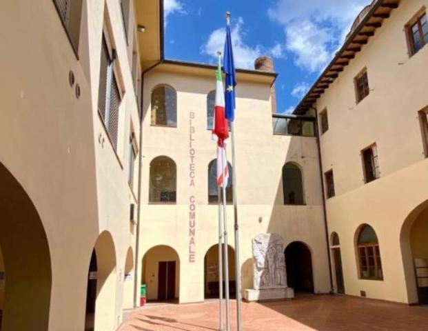 Biblioteca comunale, chiusura anticipata il 24 e il 31 dicembre